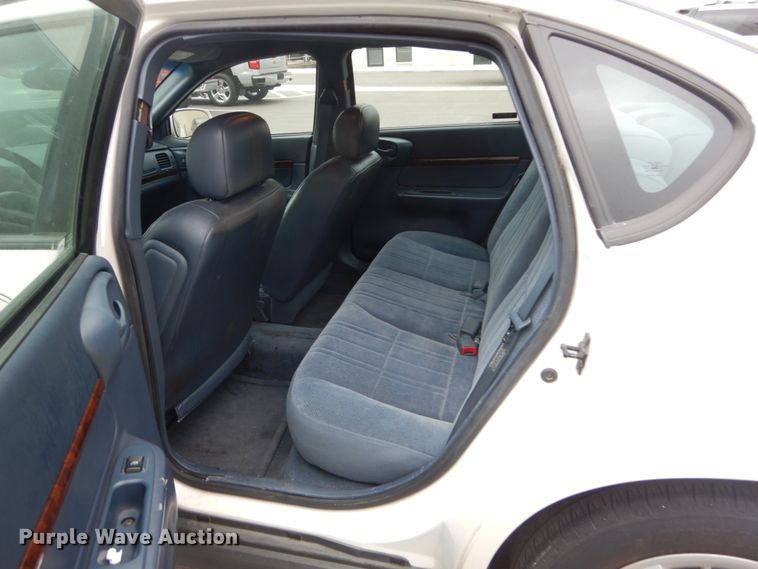 image for item IY9576 2001 Chevrolet Impala