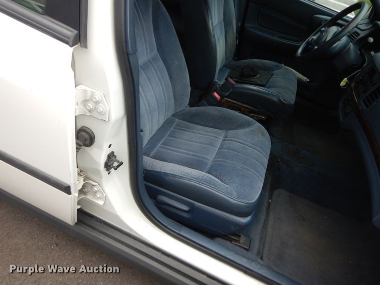 image for item IY9576 2001 Chevrolet Impala