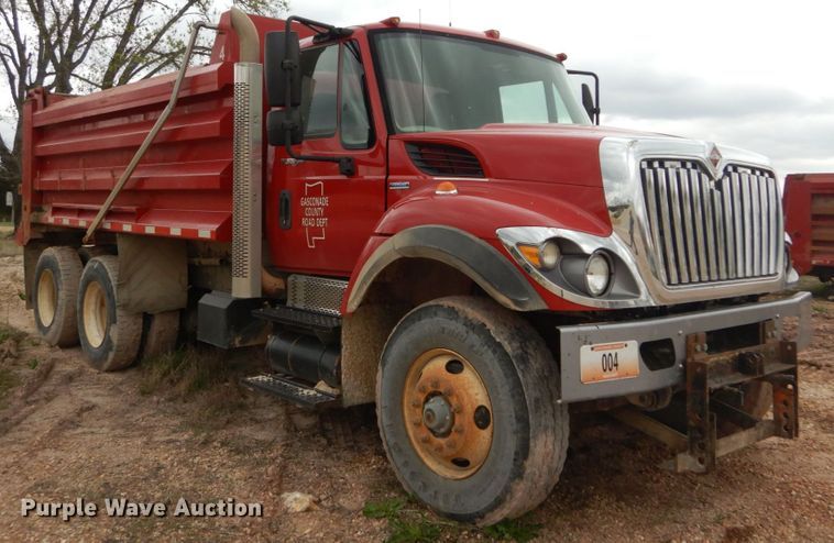 image for item IY9580 2008 International WorkStar 7400  dump truck