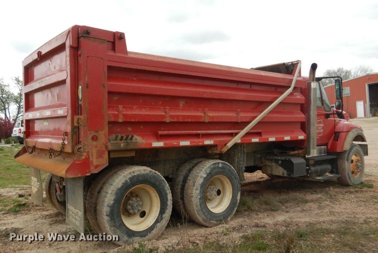 image for item IY9580 2008 International WorkStar 7400  dump truck