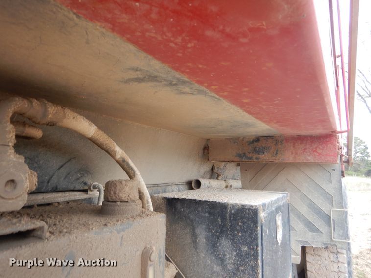 image for item IY9580 2008 International WorkStar 7400  dump truck