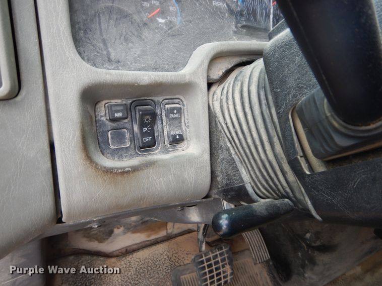 image for item IY9580 2008 International WorkStar 7400  dump truck