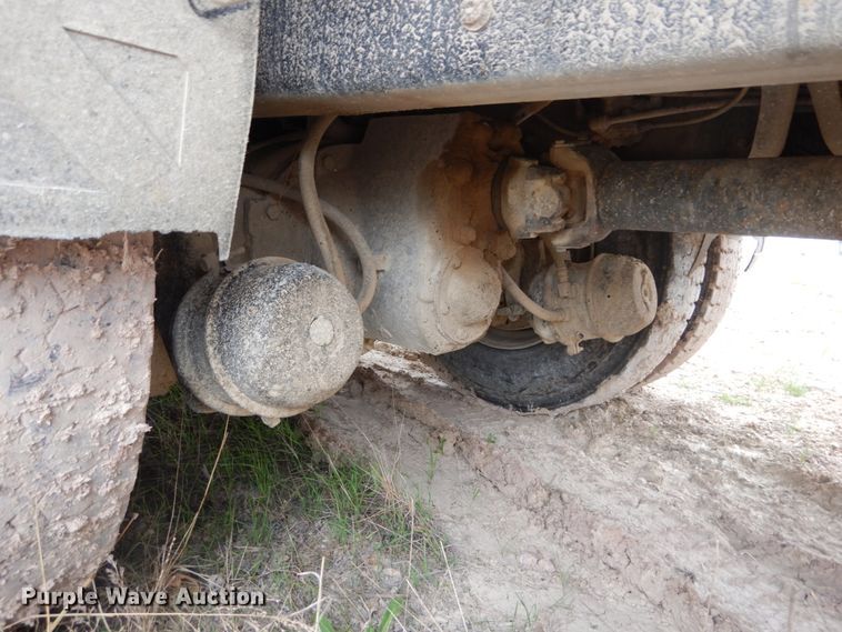 image for item IY9580 2008 International WorkStar 7400  dump truck