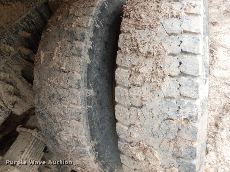 image for item IY9580 2008 International WorkStar 7400  dump truck