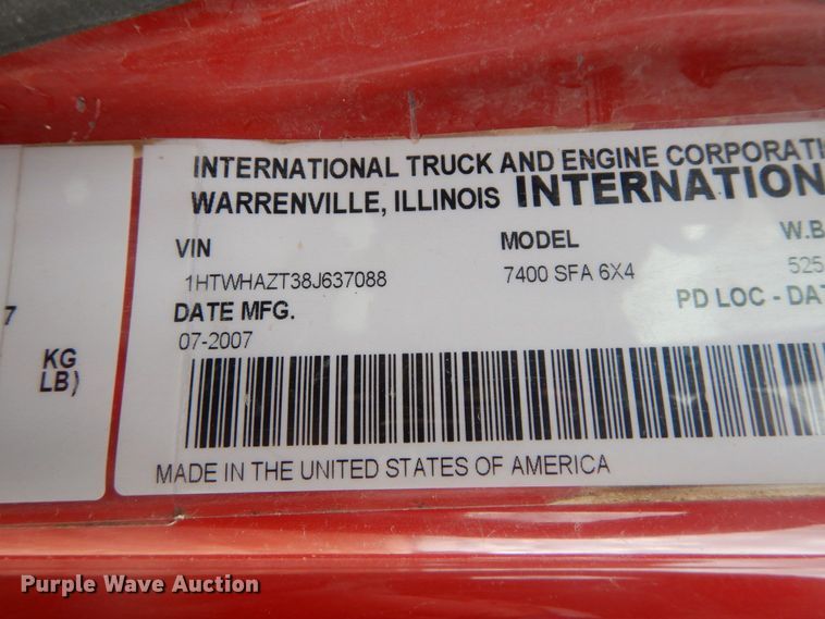 image for item IY9580 2008 International WorkStar 7400  dump truck
