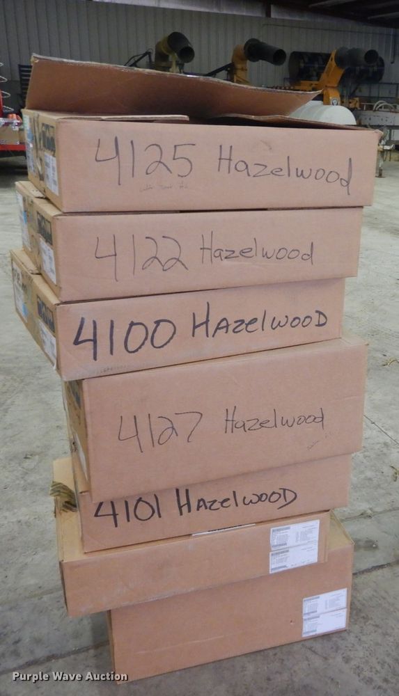 image for item IY9609 (7) Motorola MCS-2000 two-way radio