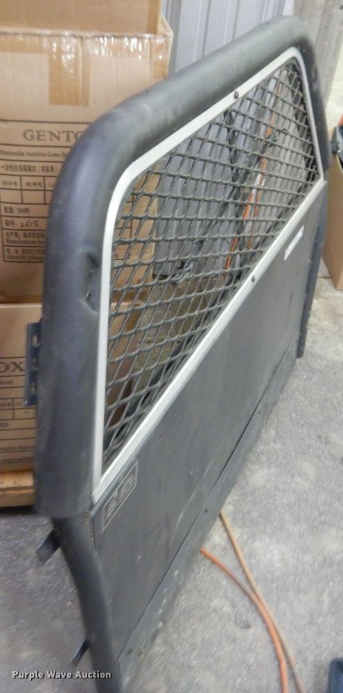image for item IY9612 Cage divider
