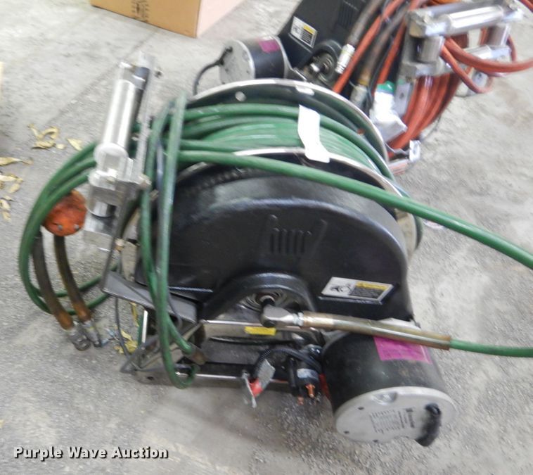 image for item IY9613 (2) Hannay hose reels