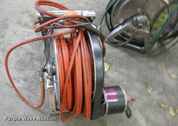 image for item IY9613 (2) Hannay hose reels