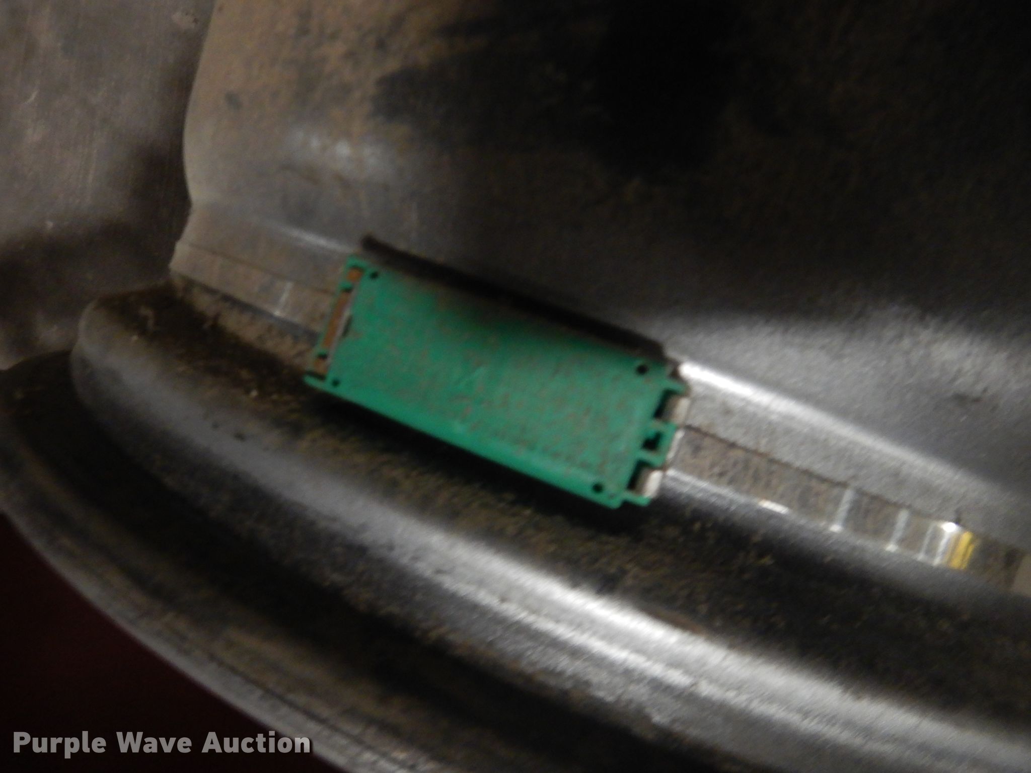 Tires and wheels in Garden City, KS Item HL9742 sold Purple Wave