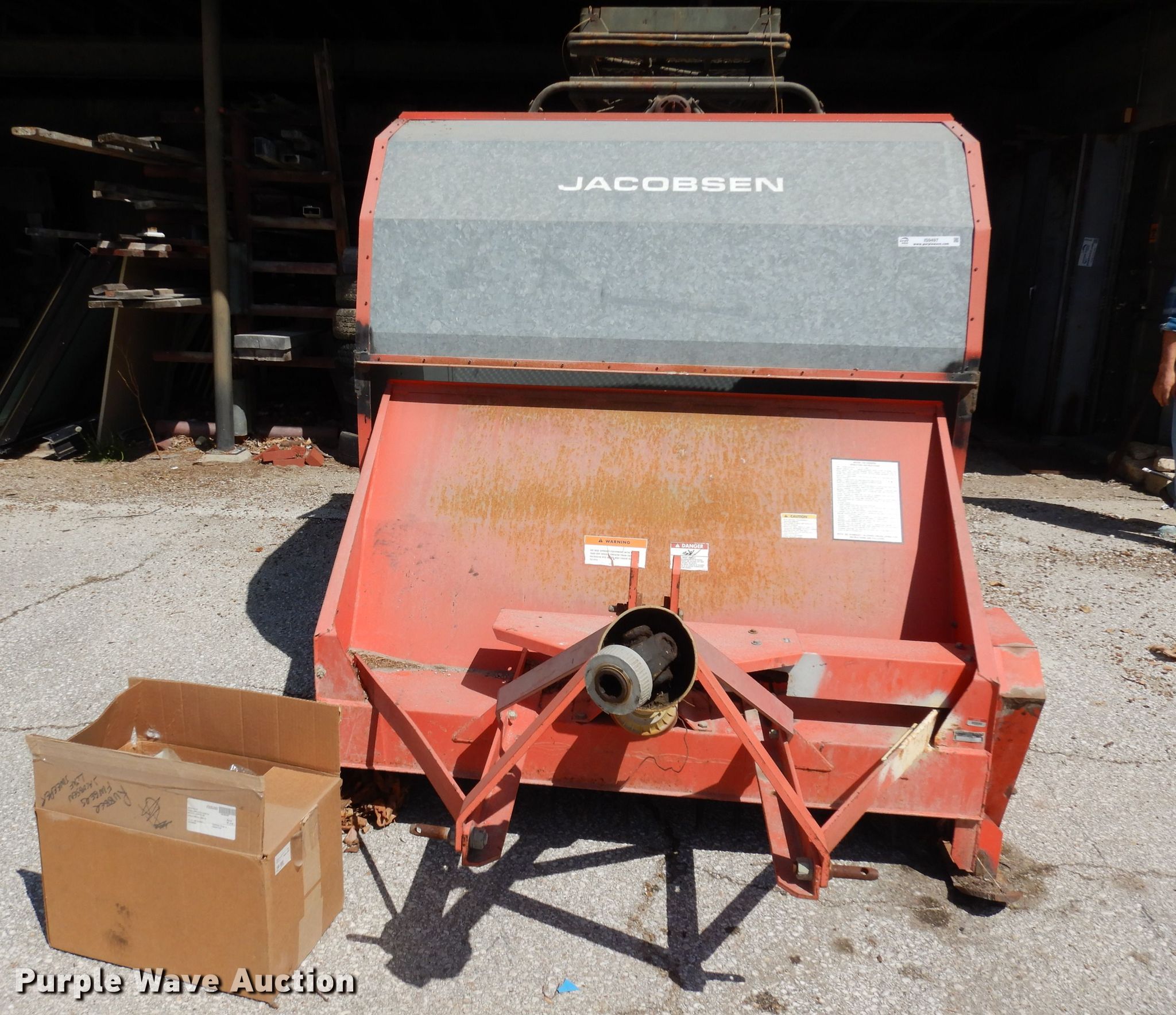 Jacobsen 720 turf sweeper in Osawatomie, KS Item IS9497 sold Purple Wave