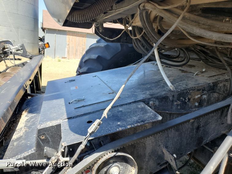 image for item DI4778 1993 Gleaner R62  combine