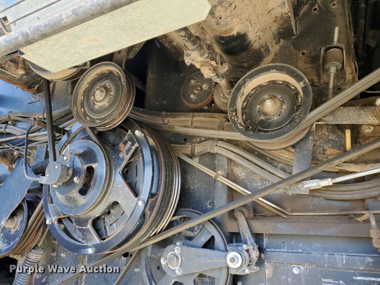 image for item DI4778 1993 Gleaner R62  combine