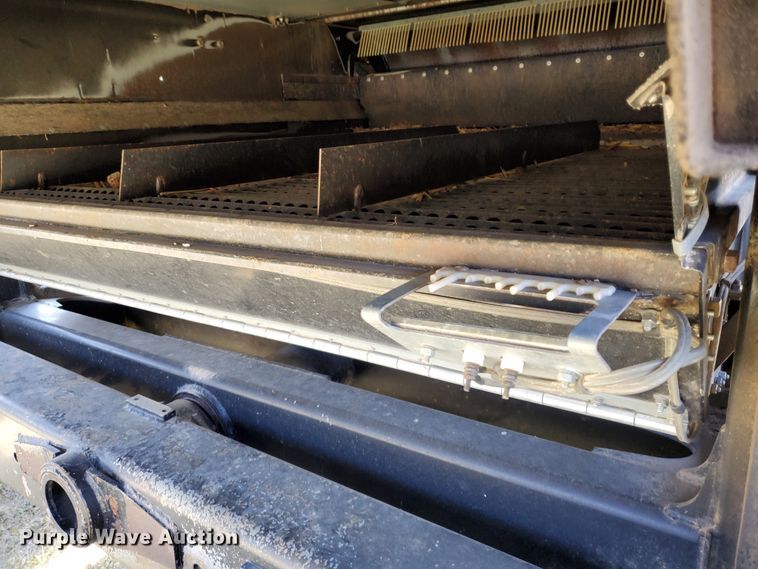 image for item DI4778 1993 Gleaner R62  combine