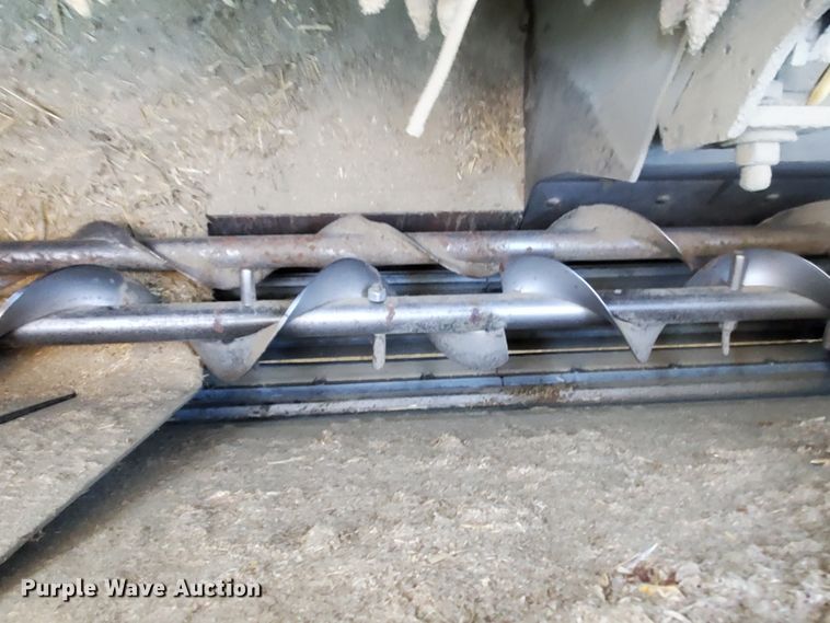 image for item DI4778 1993 Gleaner R62  combine