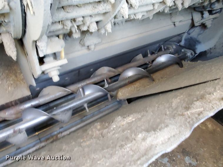 image for item DI4778 1993 Gleaner R62  combine