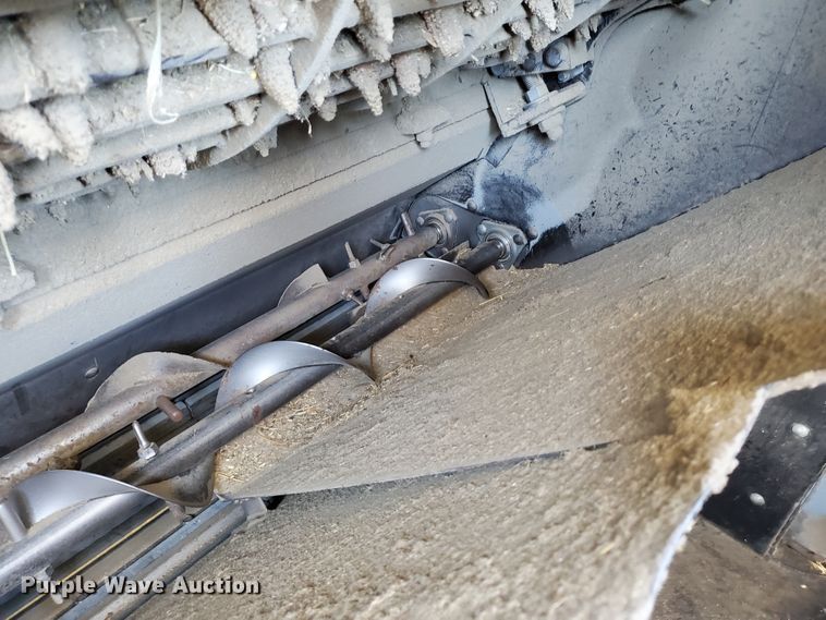 image for item DI4778 1993 Gleaner R62  combine