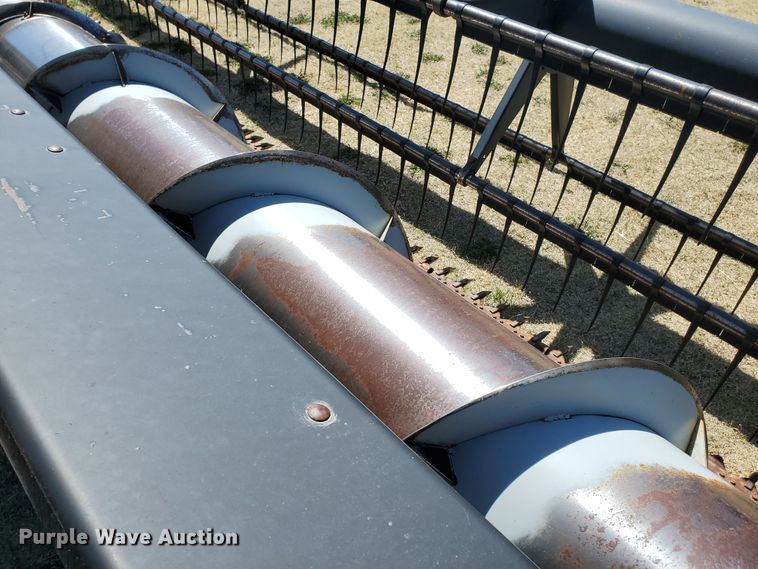 image for item DI4778 1993 Gleaner R62  combine