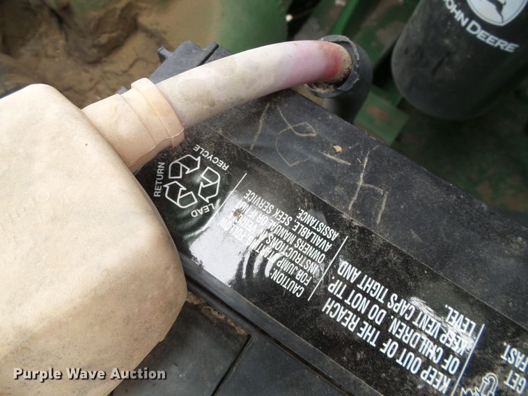 image for item DI5556 2005 John Deere 9860 STS  combine