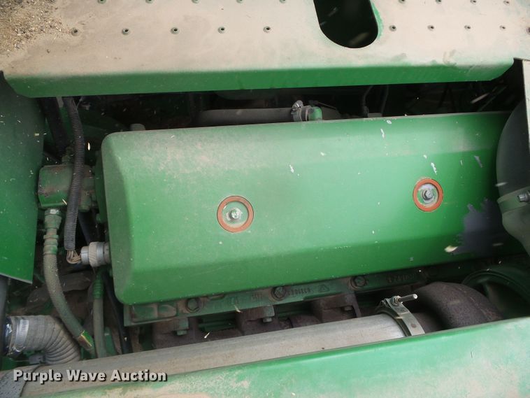 image for item DI5556 2005 John Deere 9860 STS  combine