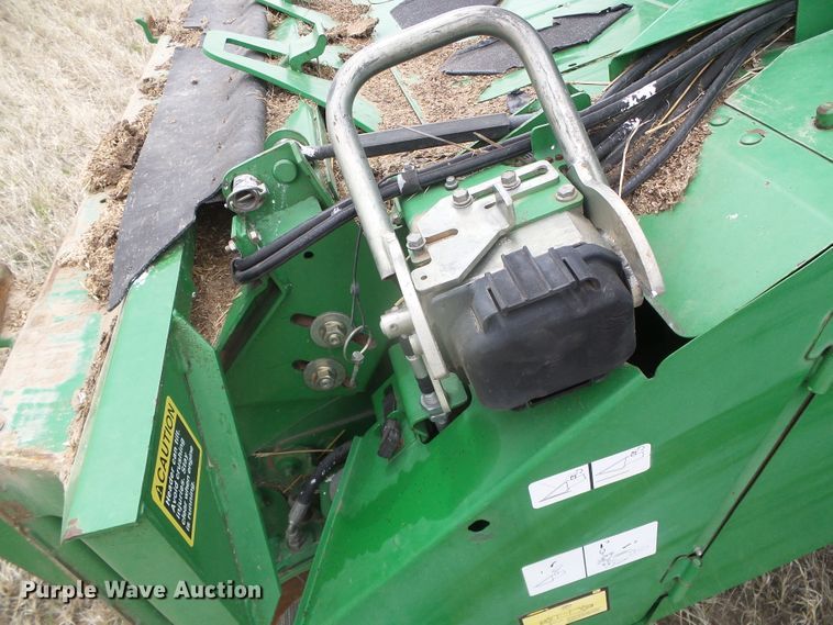 image for item DI5556 2005 John Deere 9860 STS  combine
