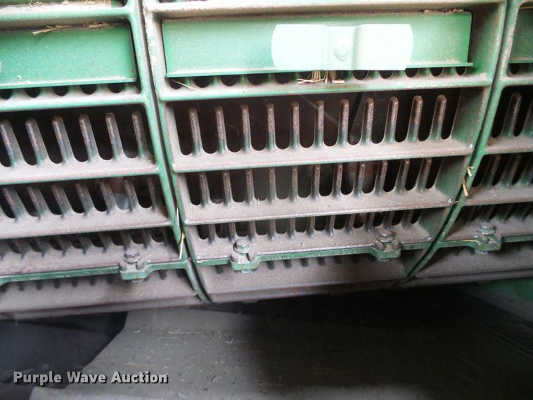 image for item DI5556 2005 John Deere 9860 STS  combine