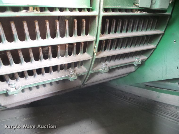 image for item DI5556 2005 John Deere 9860 STS  combine