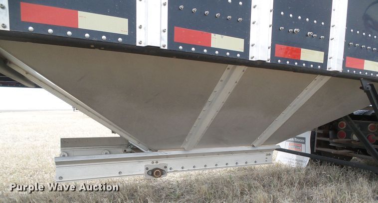 image for item DI5558 2012 Merritt 42'0x96x068BX2C-X2AXH  grain trailer
