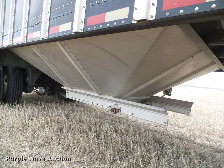 image for item DI5558 2012 Merritt 42'0x96x068BX2C-X2AXH  grain trailer