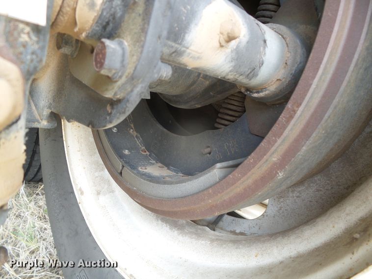 image for item DI5558 2012 Merritt 42'0x96x068BX2C-X2AXH  grain trailer