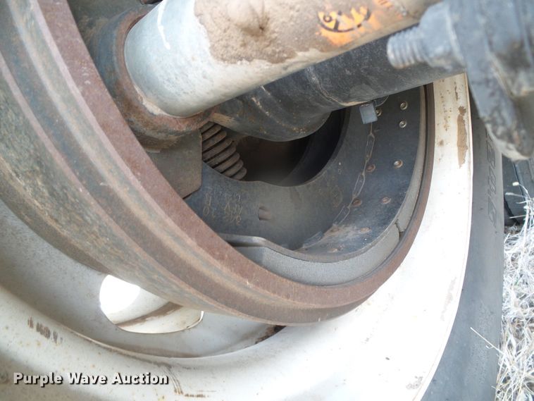 image for item DI5558 2012 Merritt 42'0x96x068BX2C-X2AXH  grain trailer