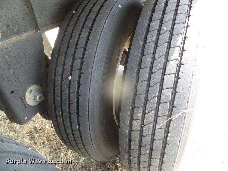 image for item DI5558 2012 Merritt 42'0x96x068BX2C-X2AXH  grain trailer