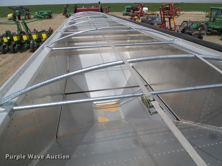 image for item DI5558 2012 Merritt 42'0x96x068BX2C-X2AXH  grain trailer