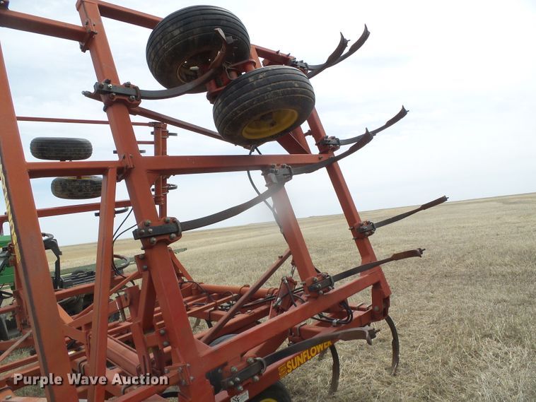 image for item DI5559 Sunflower 2433-31  chisel