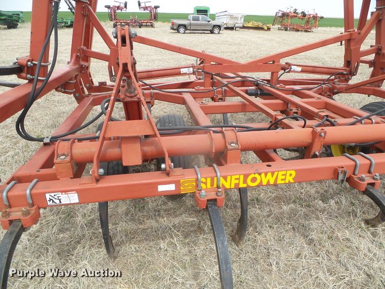 image for item DI5559 Sunflower 2433-31  chisel