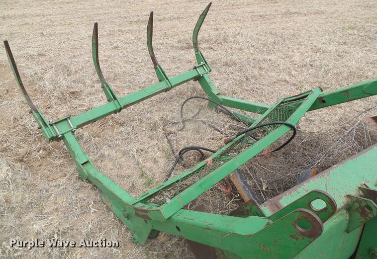 image for item DI5561 John Deere 840  loader