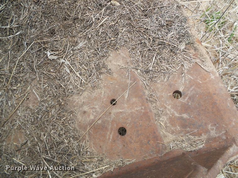 image for item DI5561 John Deere 840  loader