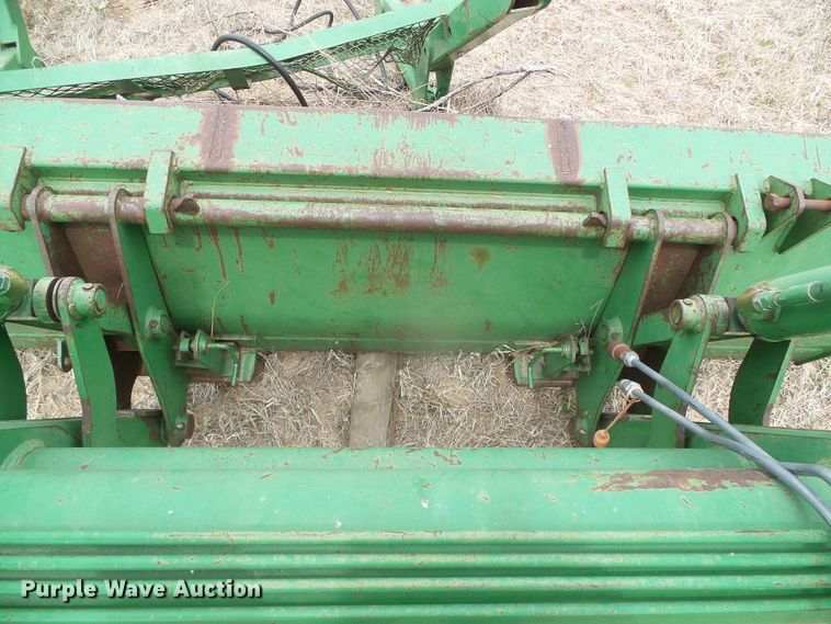 image for item DI5561 John Deere 840  loader