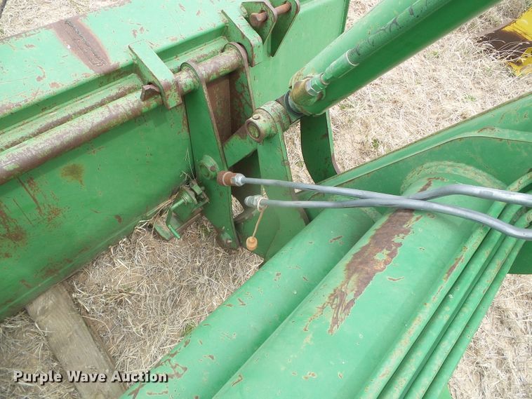 image for item DI5561 John Deere 840  loader