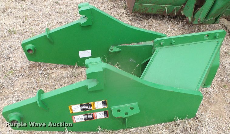 image for item DI5561 John Deere 840  loader