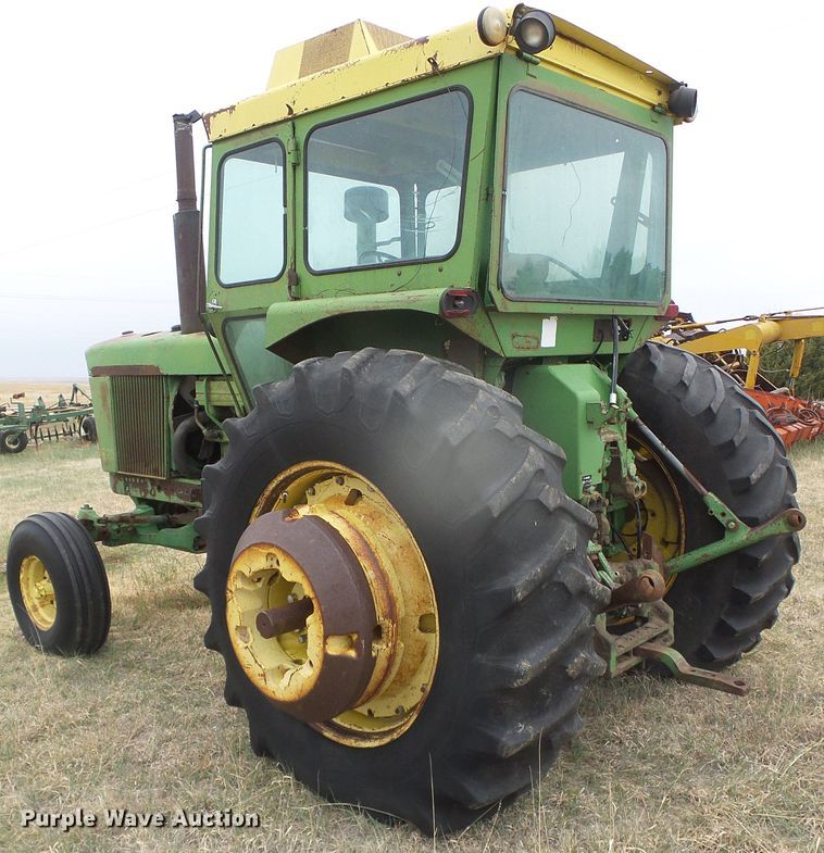 image for item DI5563 1971 John Deere 4620  tractor