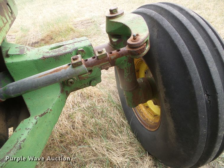 image for item DI5563 1971 John Deere 4620  tractor