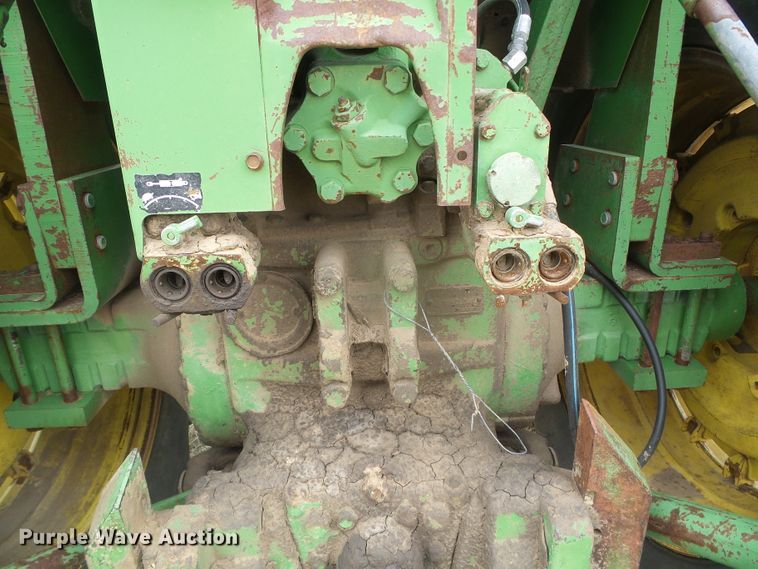 image for item DI5563 1971 John Deere 4620  tractor