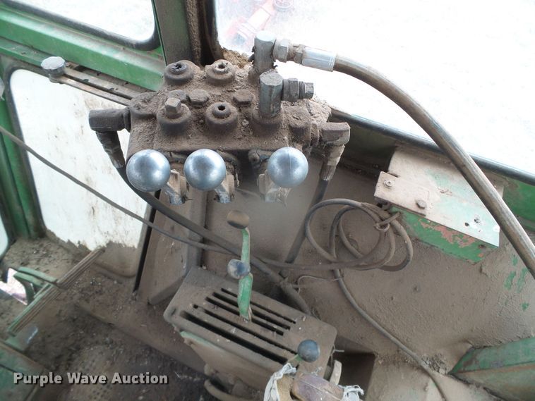 image for item DI5563 1971 John Deere 4620  tractor