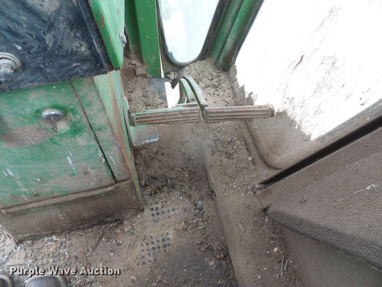 image for item DI5563 1971 John Deere 4620  tractor