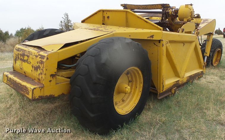 image for item DI5564 Yellow House  scraper