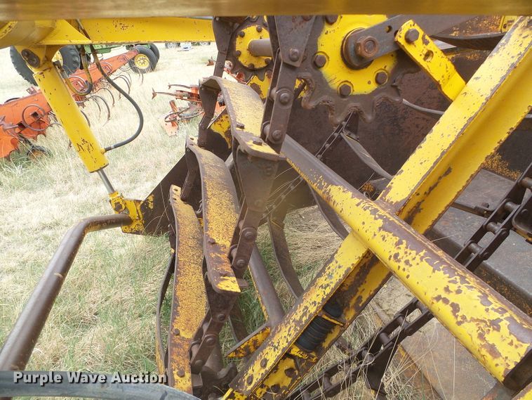 image for item DI5564 Yellow House  scraper