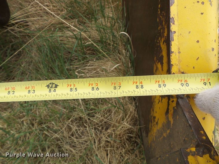 image for item DI5564 Yellow House  scraper