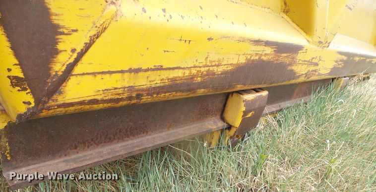 image for item DI5564 Yellow House  scraper