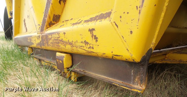 image for item DI5564 Yellow House  scraper